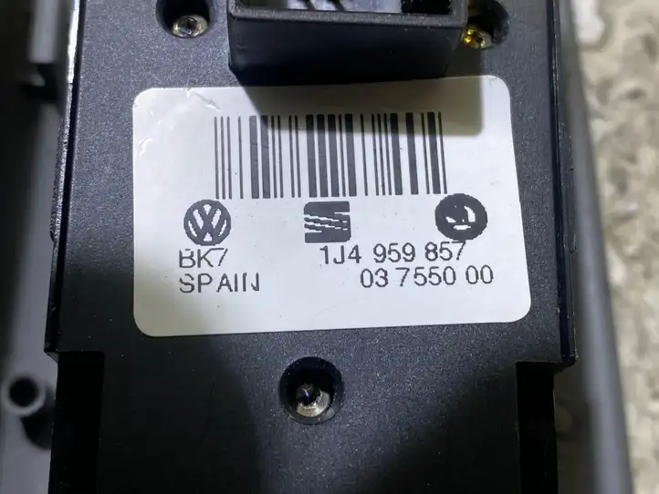 Volkswagen Golf V (2003 - 2009) 1J4959857 Блок кнопок стеклоподъемников — фото 2