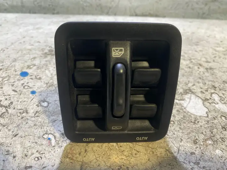 Jeep Wrangler (2007 - 2018) M01001003AAX9 Кнопка стеклоподъемников — фото 1