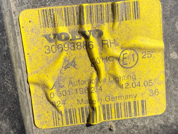 Volvo V70 (2004 - 2007) 30693836 Передняя фара — фото 2