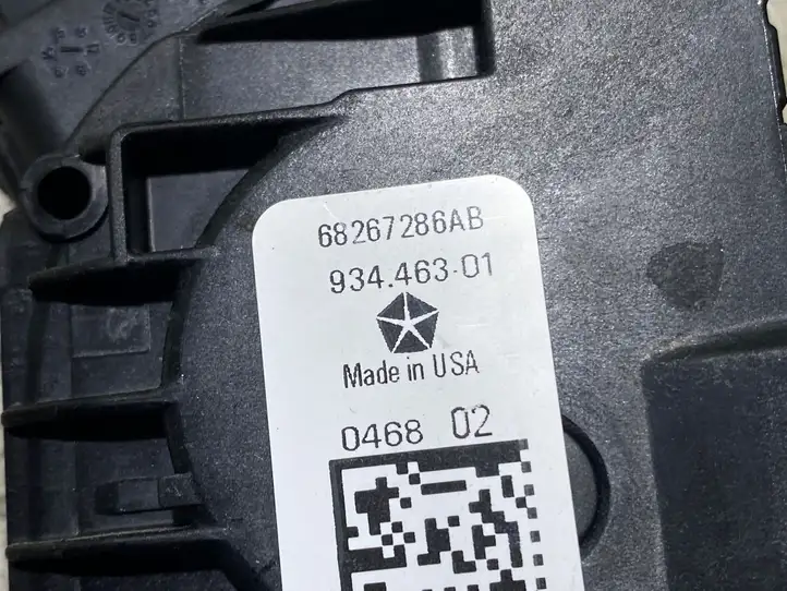 Dodge Ram (2018 - ) 68267286AB Педаль акселератора — фото 2