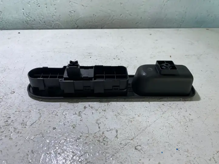 Peugeot 307 (2005 - 2008) 96351625XT Блок кнопок стеклоподъемников — фото 3