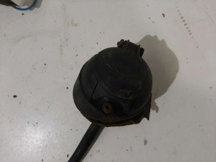 Volvo V70 (2004 - 2007)  30763877 Розетка для прицепа (штепсельное гнездо)