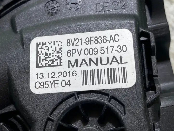 Ford Fiesta (2013 - 2017) 8V219F836AC Педаль акселератора — фото 2