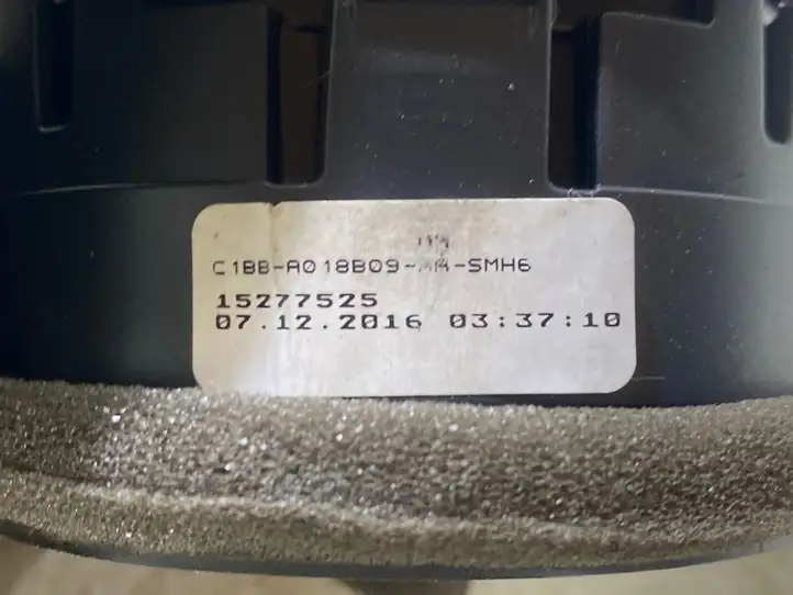 Ford Fiesta (2013 - 2017) C1BBA018B09 Боковой воздушный дефлектор — фото 2