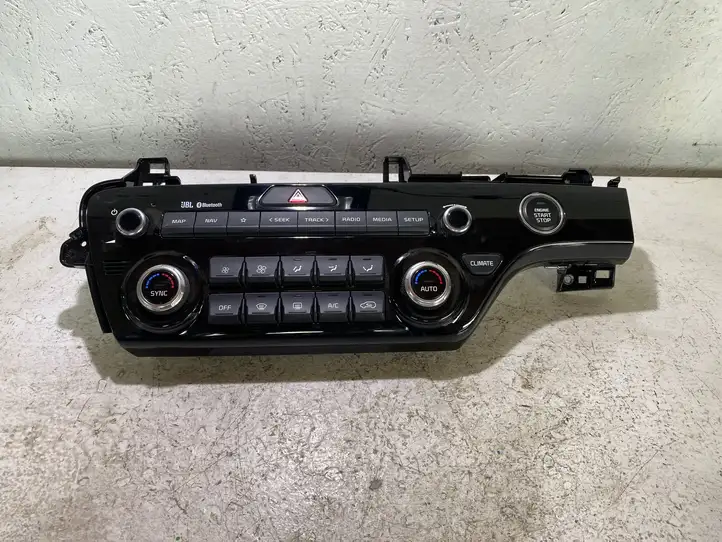 Kia Sportage (2018 - 2021) 97250F1XXX Блок управления климат-контролем — фото 1