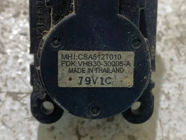 Mitsubishi Outlander (2007 - 2012) CSA512T010 Двигатель задвижки потока воздуха — фото 1
