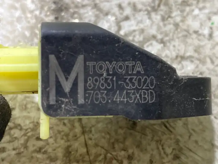 Toyota Yaris (2005 - 2009) 8983133020 Датчик удара SRS — фото 2