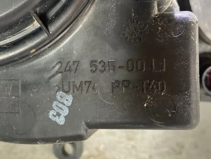 Volkswagen Golf V (2003 - 2009) 24753500 Передняя фара — фото 2