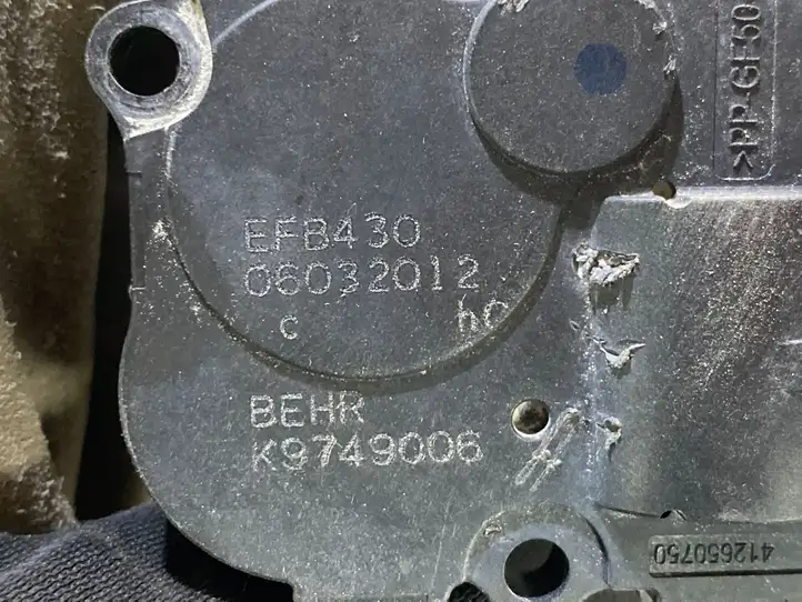 Ford S-MAX (2006 - 2010) 06032012 Кнопка стеклоподъемников — фото 2