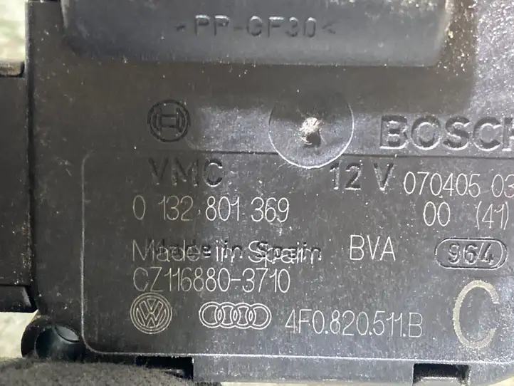 Audi A6 S6 C6 4F (2004 - 2008) 4F0820511B Двигатель задвижки потока воздуха — фото 2