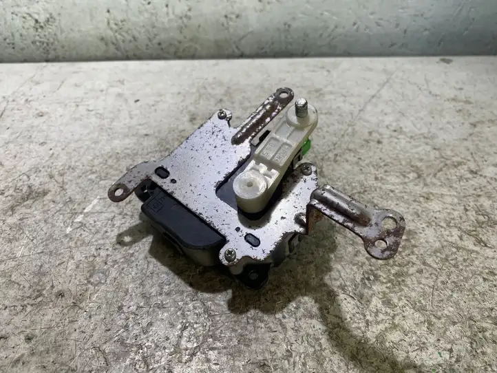 Subaru Outback (2009 - 2014) 0637008630 Двигатель задвижки потока воздуха — фото 2