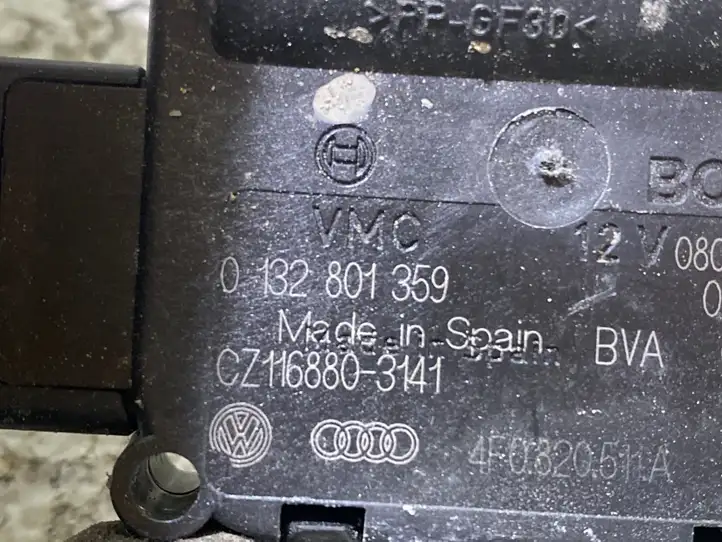 Audi A6 S6 C6 4F (2004 - 2008) 4F0820511A Двигатель задвижки потока воздуха — фото 3