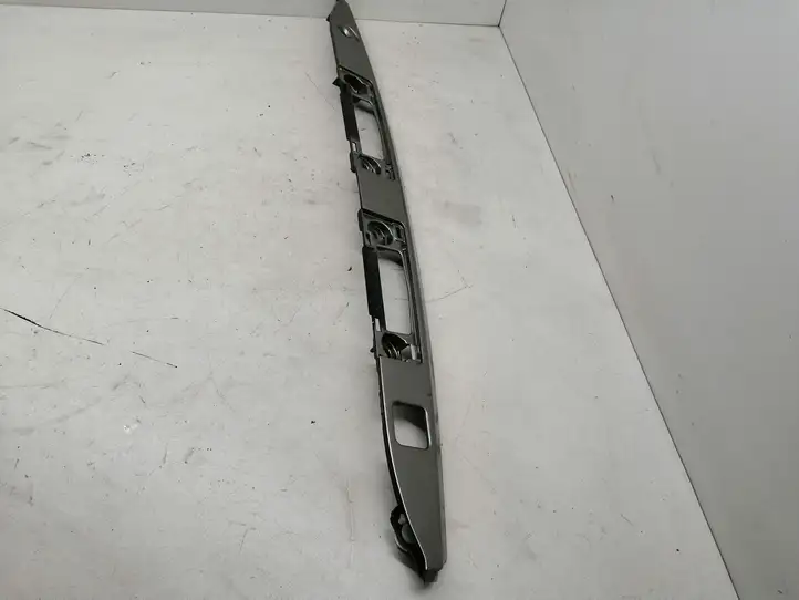 Lexus IS III XE30 (2013 - 2016) 7680153090 Подсветка номера — фото 3