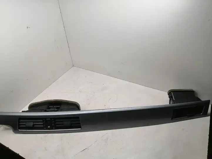 BMW 5 E60 E61 (2004 - 2010) 51457129233 Центральный воздушный дефлектор — фото 1