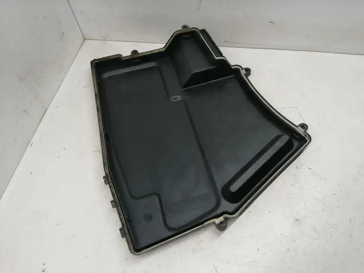 BMW 5 E60 E61 (2004 - 2010) 12907520899 Крышка ящика предохранителей — фото 5