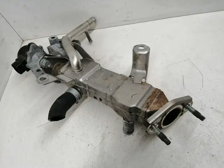 Toyota Auris E180 (2012 - 2018) 2560137010B Охладитель клапана EGR — фото 6