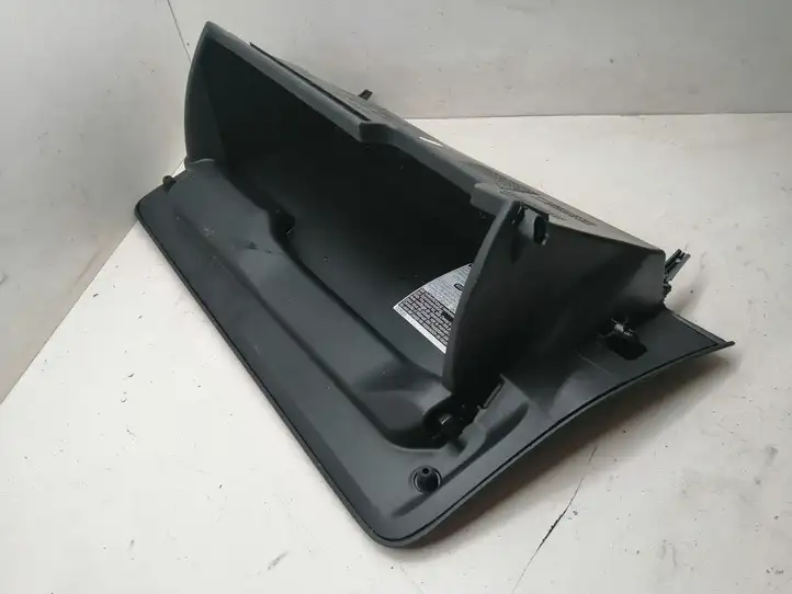 Toyota Yaris (2014 - 2019) 555500D151 Вещевой ящик — фото 5