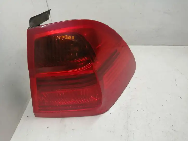 BMW 3 E90 E91 (2005 - 2012) 7160062 Задний фонарь в кузове — фото 1