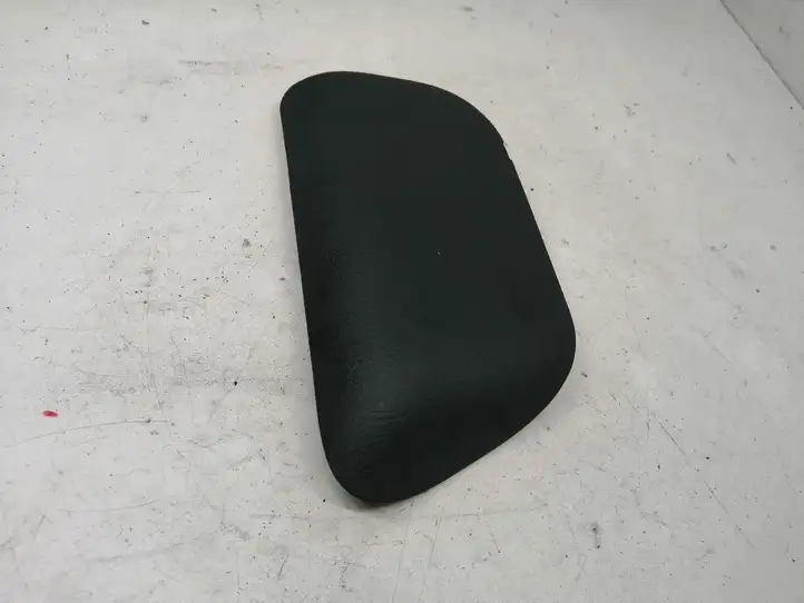 Toyota Yaris (2014 - 2019) 587320D040 Прочая отделка багажника — фото 4