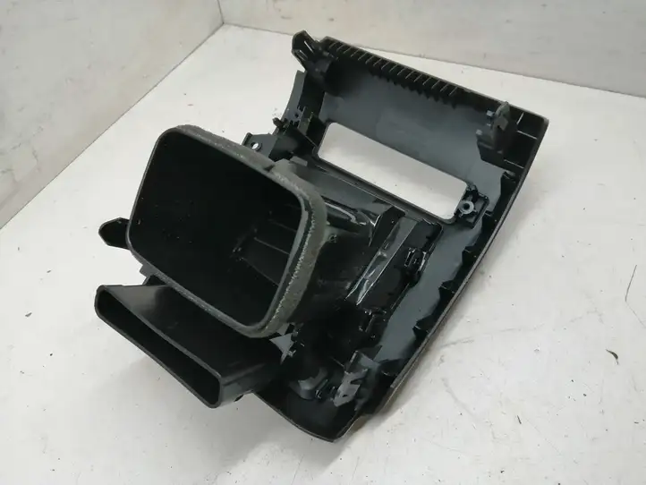 Toyota Prius+ (ZVW40) (2011 - 2018) 5566147100 Боковой воздушный дефлектор — фото 3