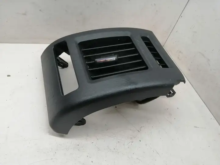 Toyota Prius+ (ZVW40) (2011 - 2018) 5566147100 Боковой воздушный дефлектор — фото 4