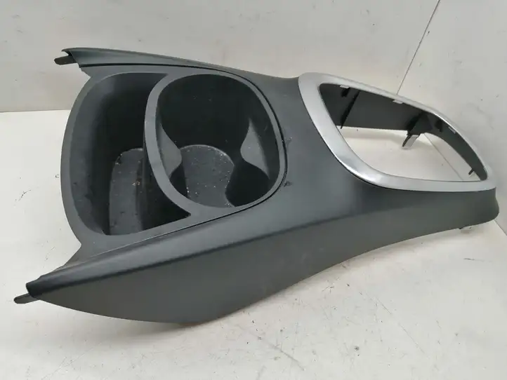 Toyota Yaris (2014 - 2019) MOU021398 Другая деталь консоли (туннеля) — фото 3