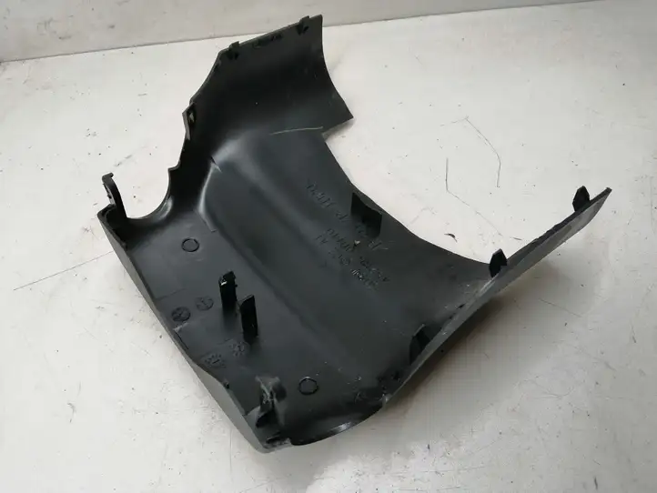 Toyota Yaris (2014 - 2019) 452860D140 Обшивка рулевой колонки — фото 3