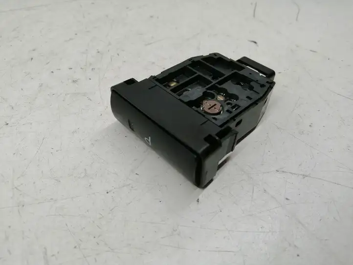 Toyota Prius (XW20) (2003 - 2009) 15A685 Кнопка ручного тормоза — фото 4