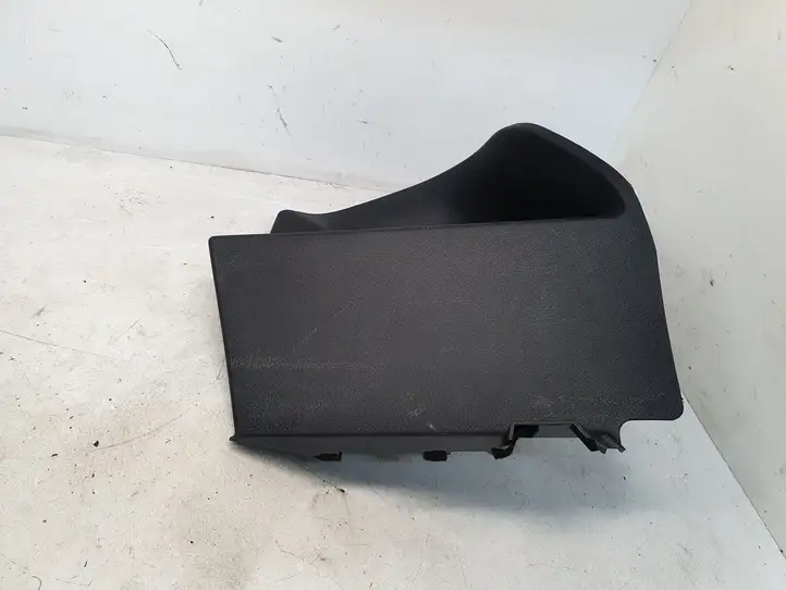 Toyota Auris E180 (2012 - 2018) 5821902040 Прочая отделка багажника — фото 6