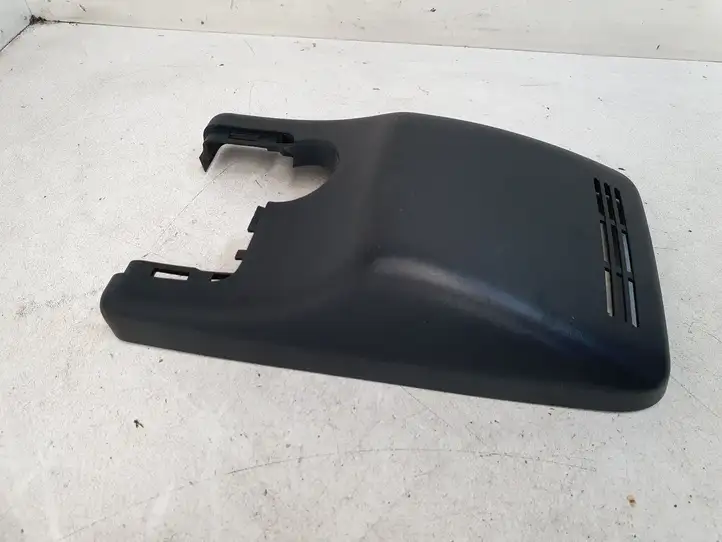 Toyota Yaris (2014 - 2019) 8818352020 Прочие детали салона — фото 3