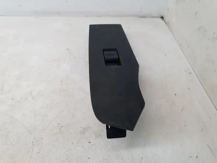 Toyota Auris E180 (2012 - 2018) 7423102D50 Кнопка стеклоподъемников — фото 2
