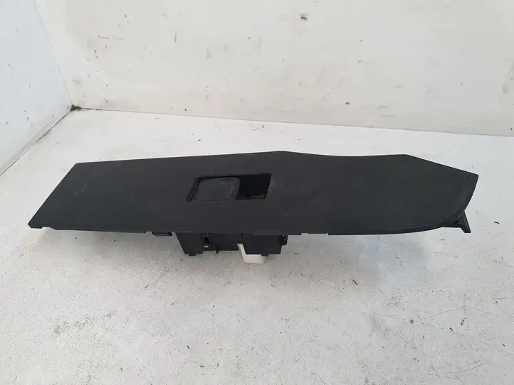 Toyota Auris E180 (2012 - 2018) 7423102D50 Кнопка стеклоподъемников — фото 5