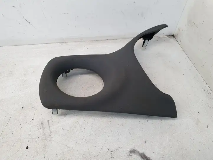 Toyota Yaris (2014 - 2019) 554040D070 Декоративная планка — фото 1