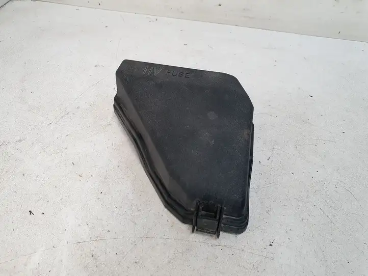 Toyota Yaris (2014 - 2019) 8266252791 Крышка ящика предохранителей — фото 6