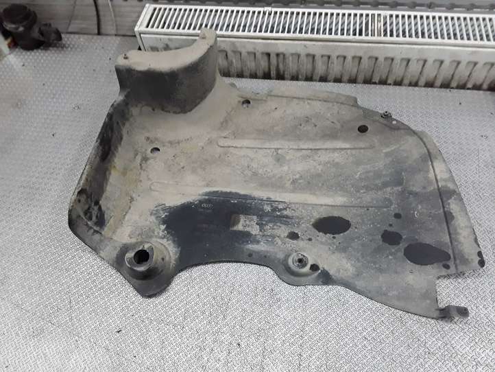 Audi A4 (2004 - 2009)  8E0825219 Защита дна багажника