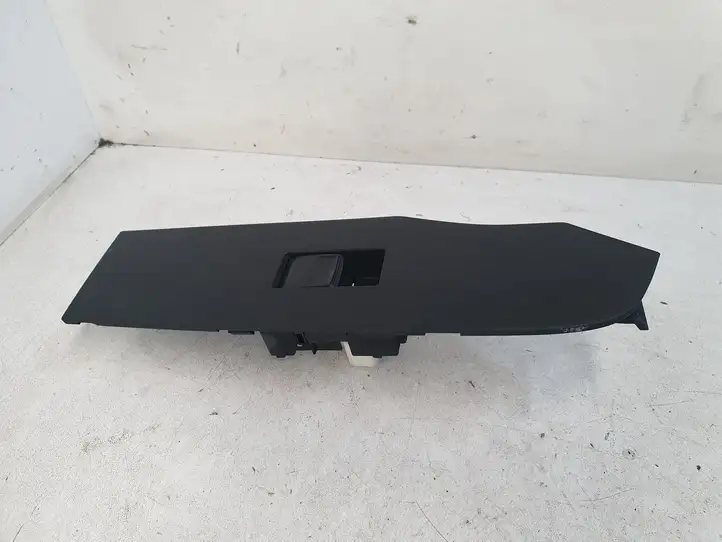 Toyota Auris E180 (2012 - 2018) 7423102D50 Блок кнопок стеклоподъемников — фото 2