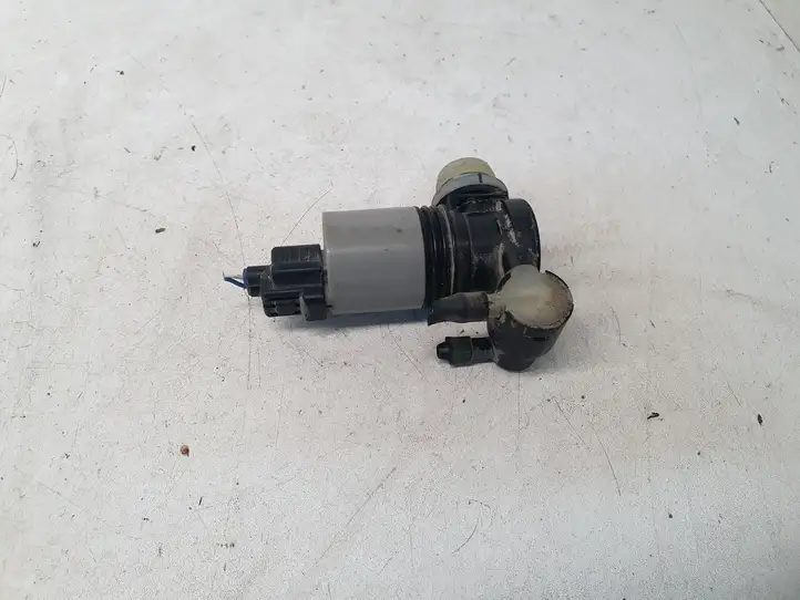 Toyota Auris E180 (2012 - 2018) 1020974 Насос омывателя стекла — фото 1
