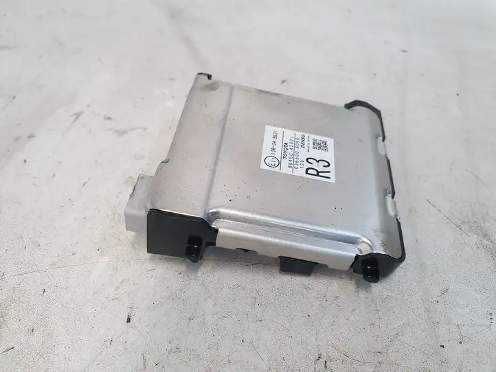 Toyota RAV 4 (XA40) (2012 - 2018) 8646C42021 Камера в лобовом стекле — фото 2