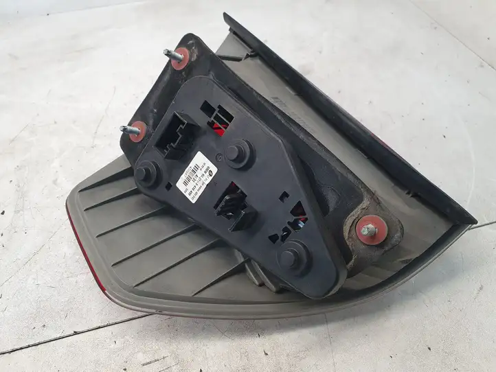 BMW X3 E83 (2003 - 2010) 63216990169 Задний фонарь в кузове — фото 5