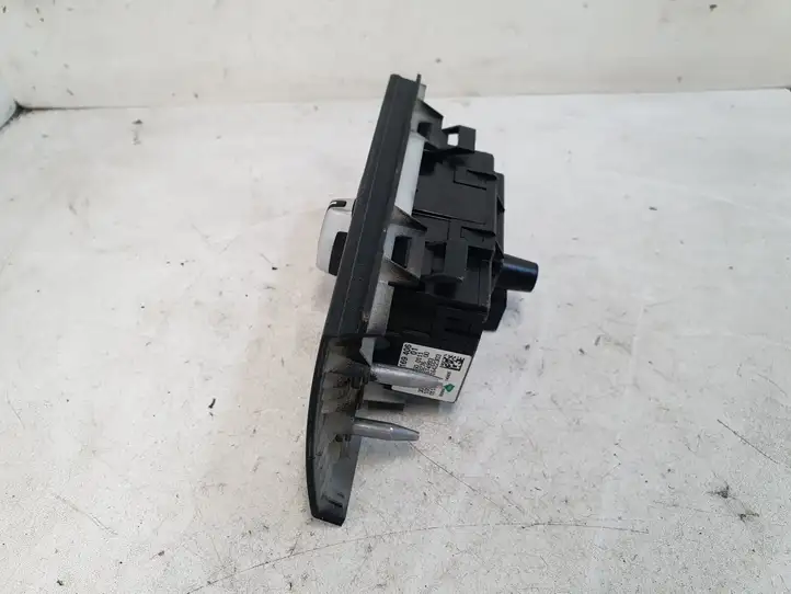 BMW 3 E90 E91 (2005 - 2012) 916940601 Включатель фонарей — фото 2