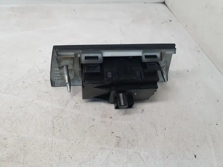 BMW 3 E90 E91 (2005 - 2012) 916940601 Включатель фонарей — фото 3