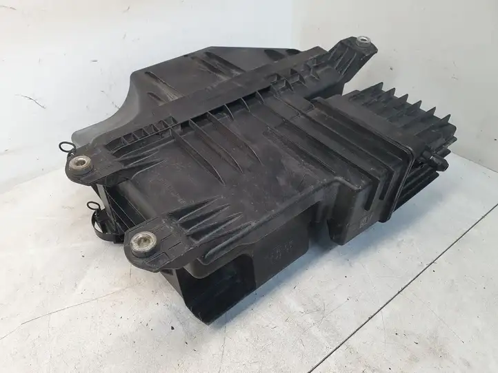 Lexus RX 330 - 350 - 400H (2006 - 2009) 1001407590 Корпус воздушного фильтра — фото 6