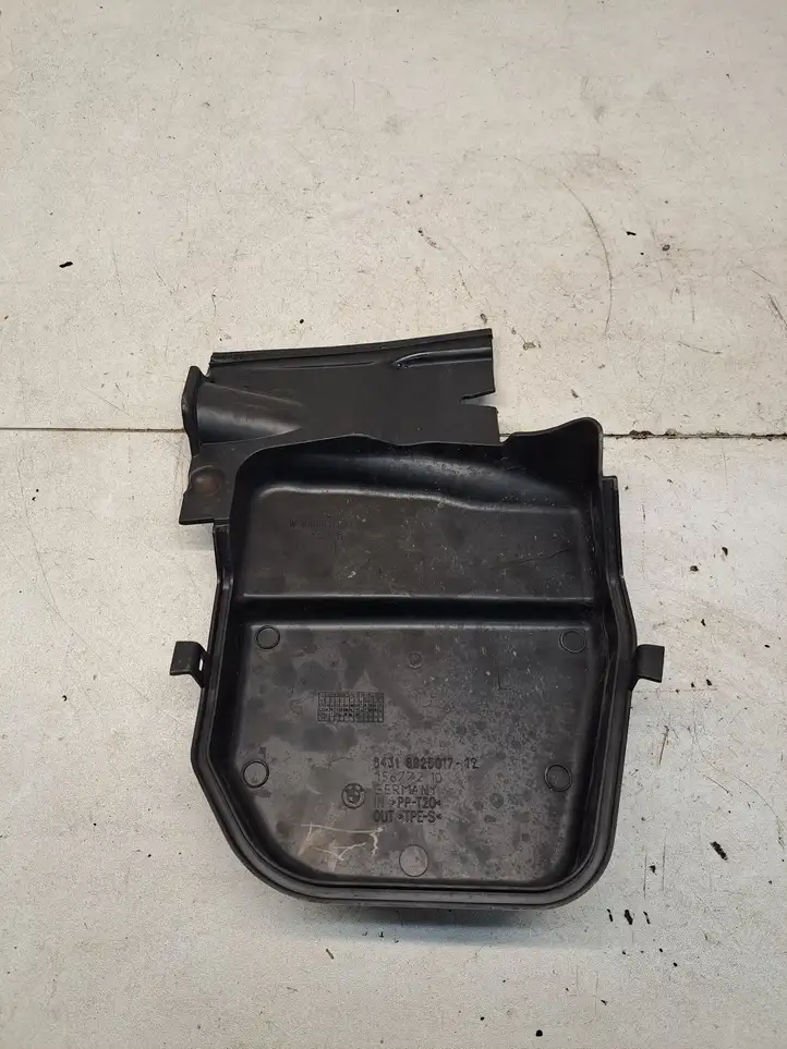 BMW 3 E90 E91 (2005 - 2012) 6431692501712692501715677210 Крышка микрофильтра воздуха — фото 6