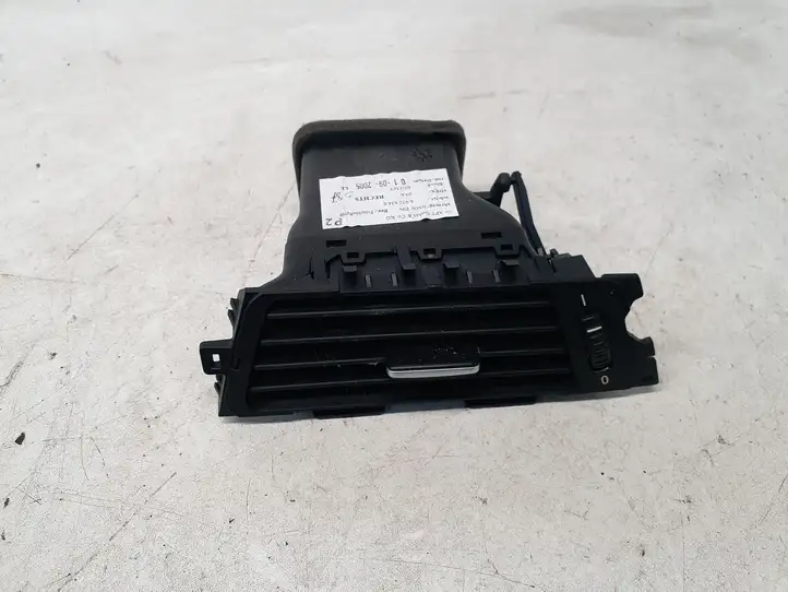 BMW 3 E90 E91 (2005 - 2012) 64226922634 Боковой воздушный дефлектор — фото 1