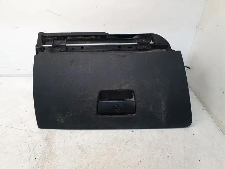 BMW 3 E90 E91 (2005 - 2012) 51167075479 Бардачок в сборе — фото 1