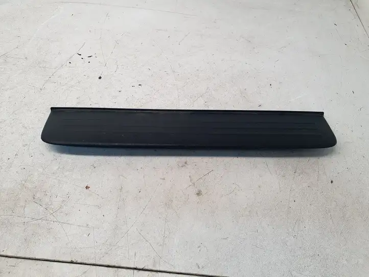 Toyota Prius (XW20) (2003 - 2009) 6791547020 Внутренняя отделка заднего порога — фото 1