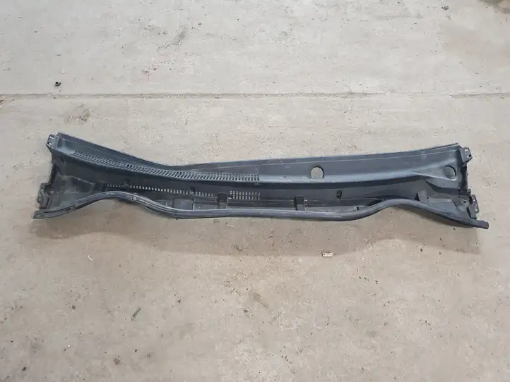 Toyota Auris E180 (2012 - 2018) 5578102350 Жабо стеклоочистителей — фото 1