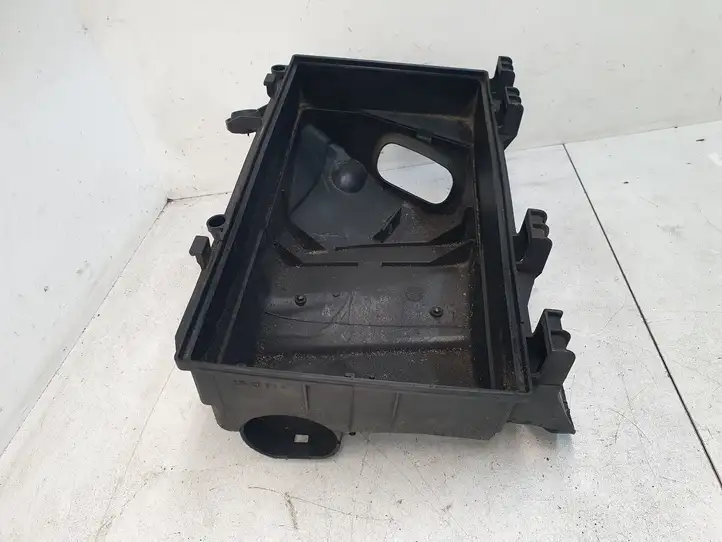 Audi A3/S3 8P (2004 - 2008) 1J0129614A Корпус воздушного фильтра — фото 5