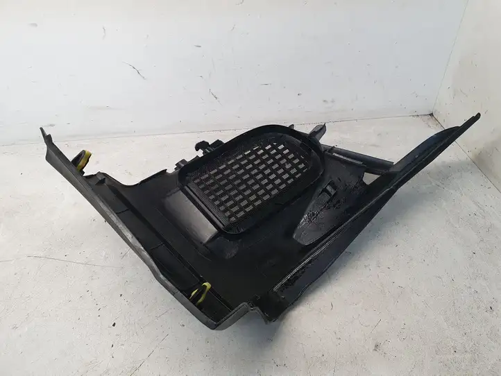 Toyota RAV 4 (XA40) (2012 - 2018) 5846748010 Прочая отделка багажника — фото 5