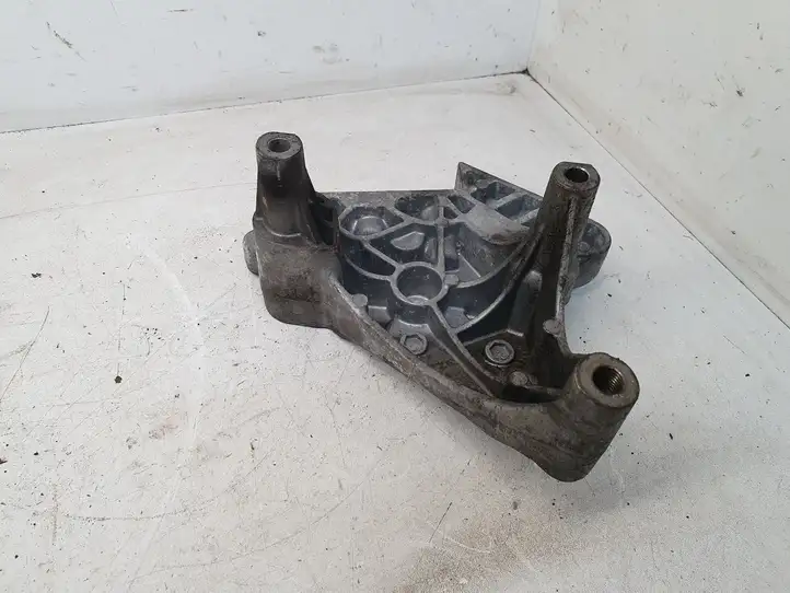 Audi A3/S3 8P (2004 - 2008) 06F199207Q Кронштейн двигателя — фото 5